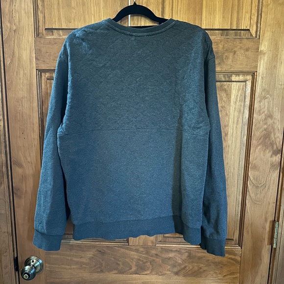 Patagonia women’s Dark Gray organic cotton Crewneck Sweater - Picture 3 of 5